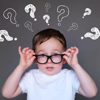 ein wissbegieriges Kind hat viele Fragezeichen - o.t.n. gibt die Antworten